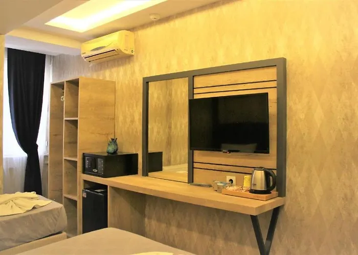 Отель Avcilar Elit 3*